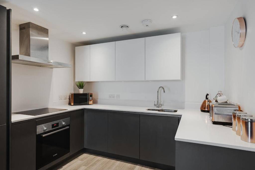 City Living Penthouse Apartment With Parking Manchester Zewnętrze zdjęcie